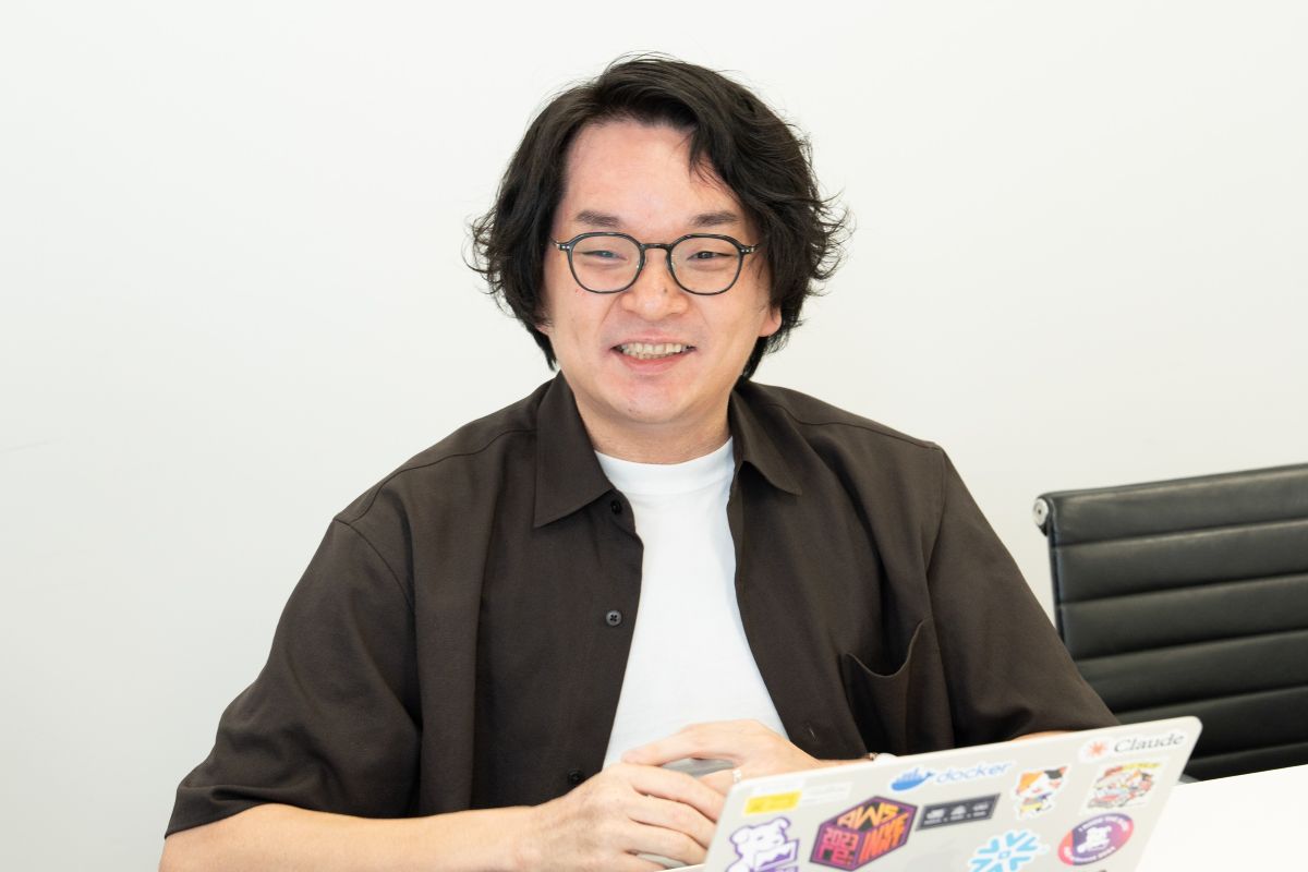 JINS大間氏