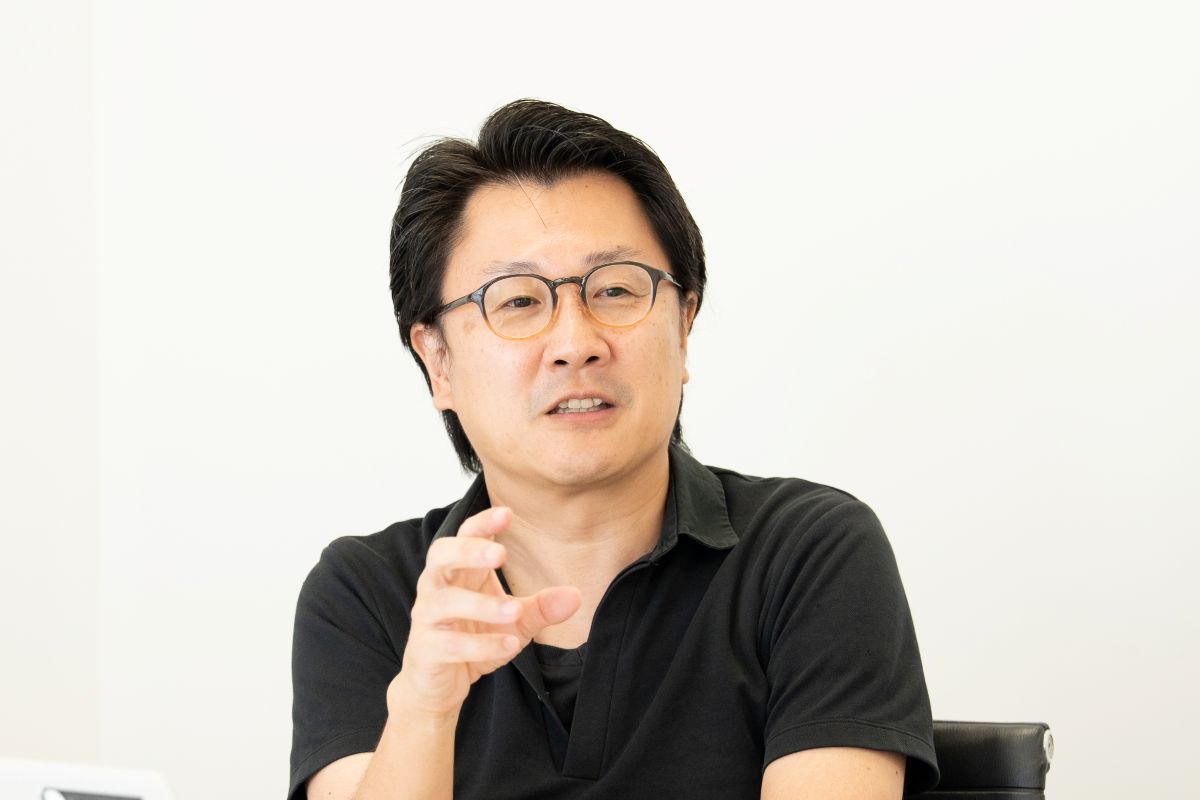 JINS 佐藤様